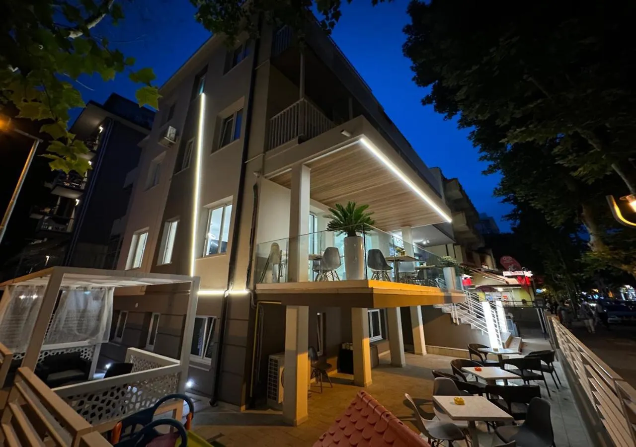Chiama Hotel Rimini 2*,