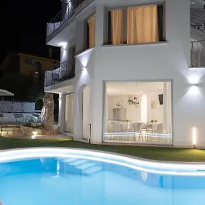 Seaside Guest house Posada (Sardinia)